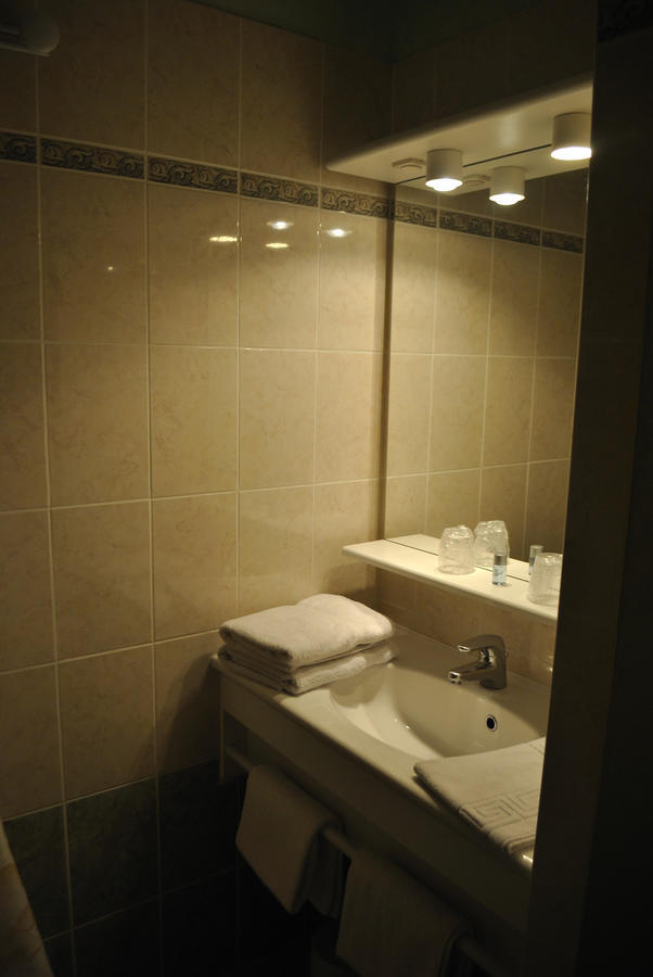 Hotel Auberge De La Nauze Sagelat Rom bilde