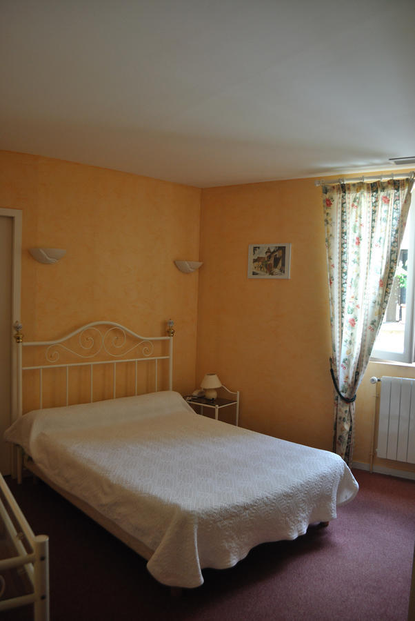 Hotel Auberge De La Nauze Sagelat Rom bilde