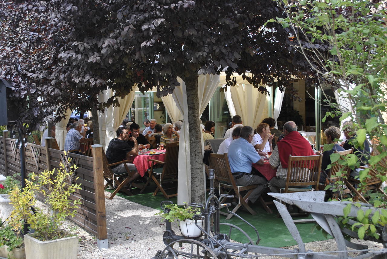 Hotel Auberge De La Nauze Sagelat Eksteriør bilde